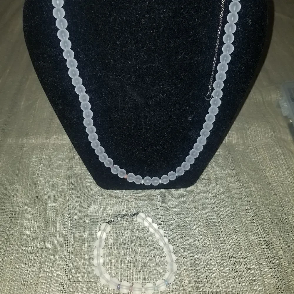 His&hers Unisex beaded set
